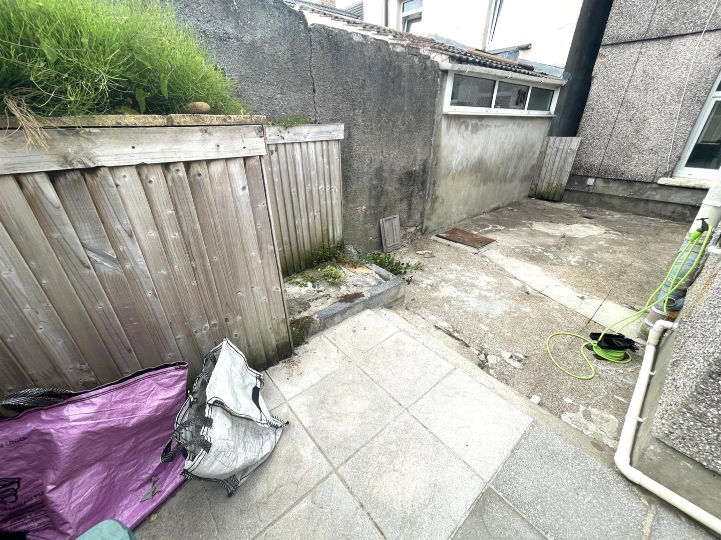 Sterry Road, Gowerton, Swansea, SA4 3BW